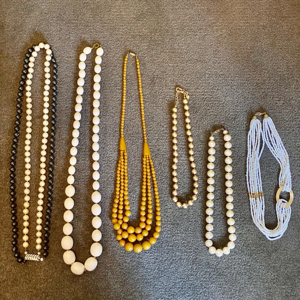 Lot of 6 vintage beaded necklaces